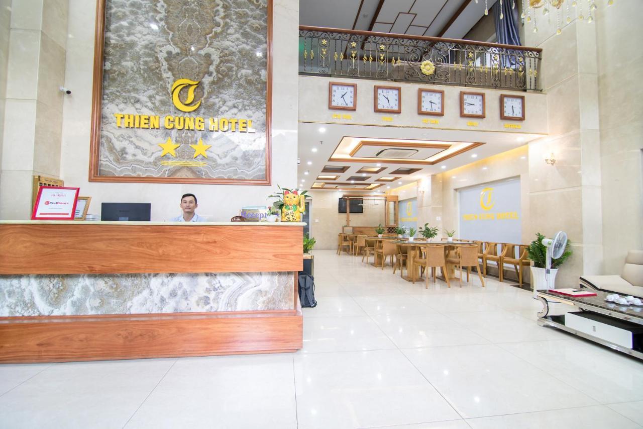 Reddoorz Plus Near Lotte Mart Cong Hoa Thành Pho Ho Chí Minh Esterno foto