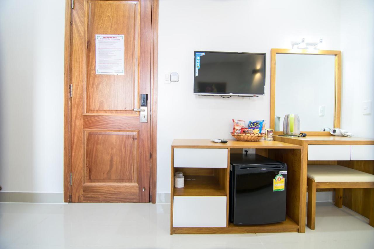 Reddoorz Plus Near Lotte Mart Cong Hoa Thành Pho Ho Chí Minh Esterno foto
