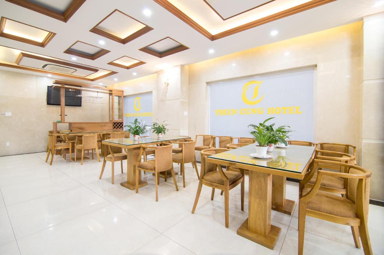 Reddoorz Plus Near Lotte Mart Cong Hoa Thành Pho Ho Chí Minh Esterno foto