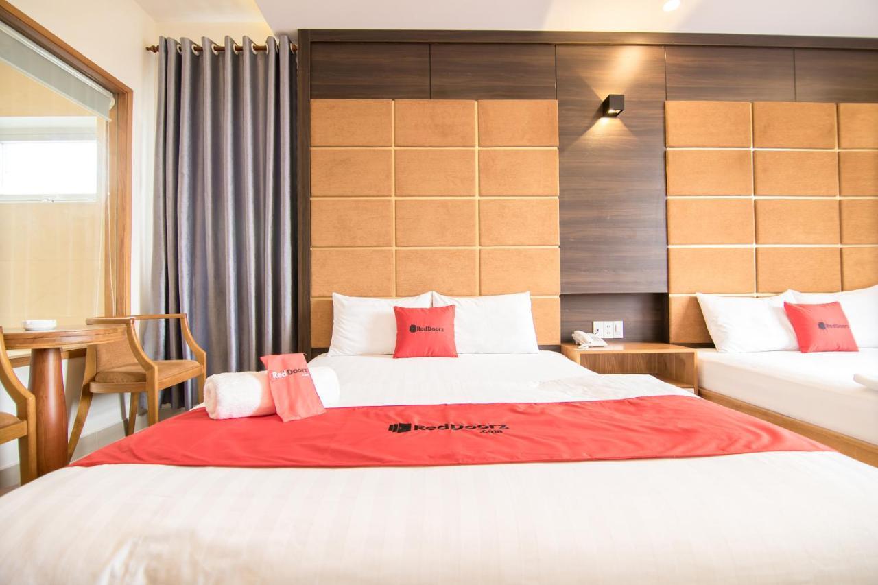 Reddoorz Plus Near Lotte Mart Cong Hoa Thành Pho Ho Chí Minh Esterno foto